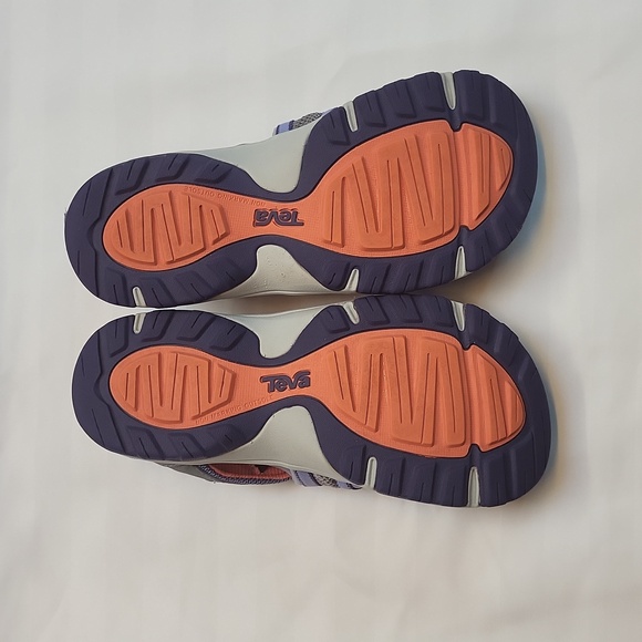 Teva Manatee Sport Sandals. - Picture 9 of 13